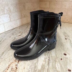 Michael Kors Glossy Black Womens Raining Boots.. Size 8